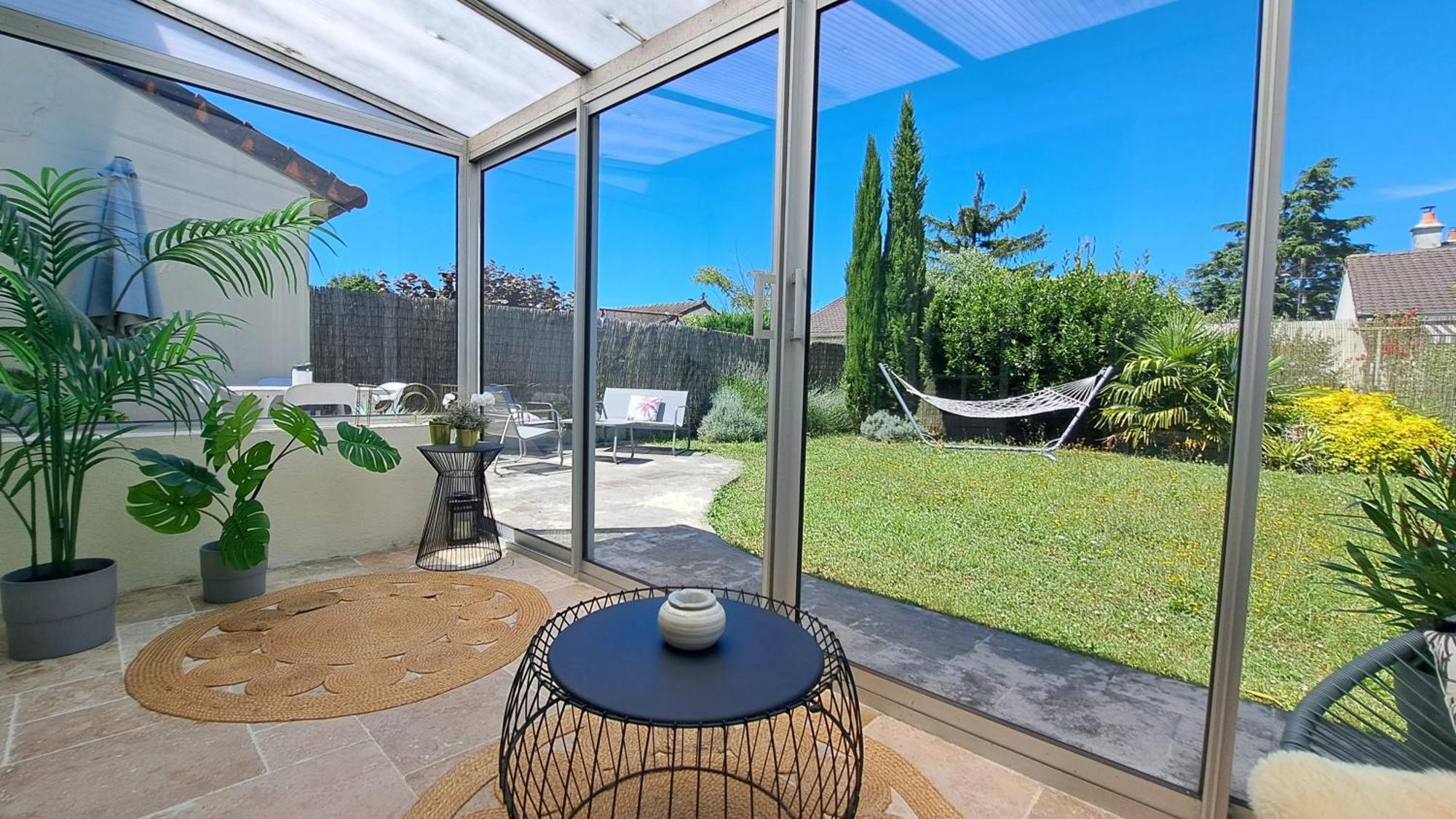 La Villa Pop Joue-les-Tours Εξωτερικό φωτογραφία