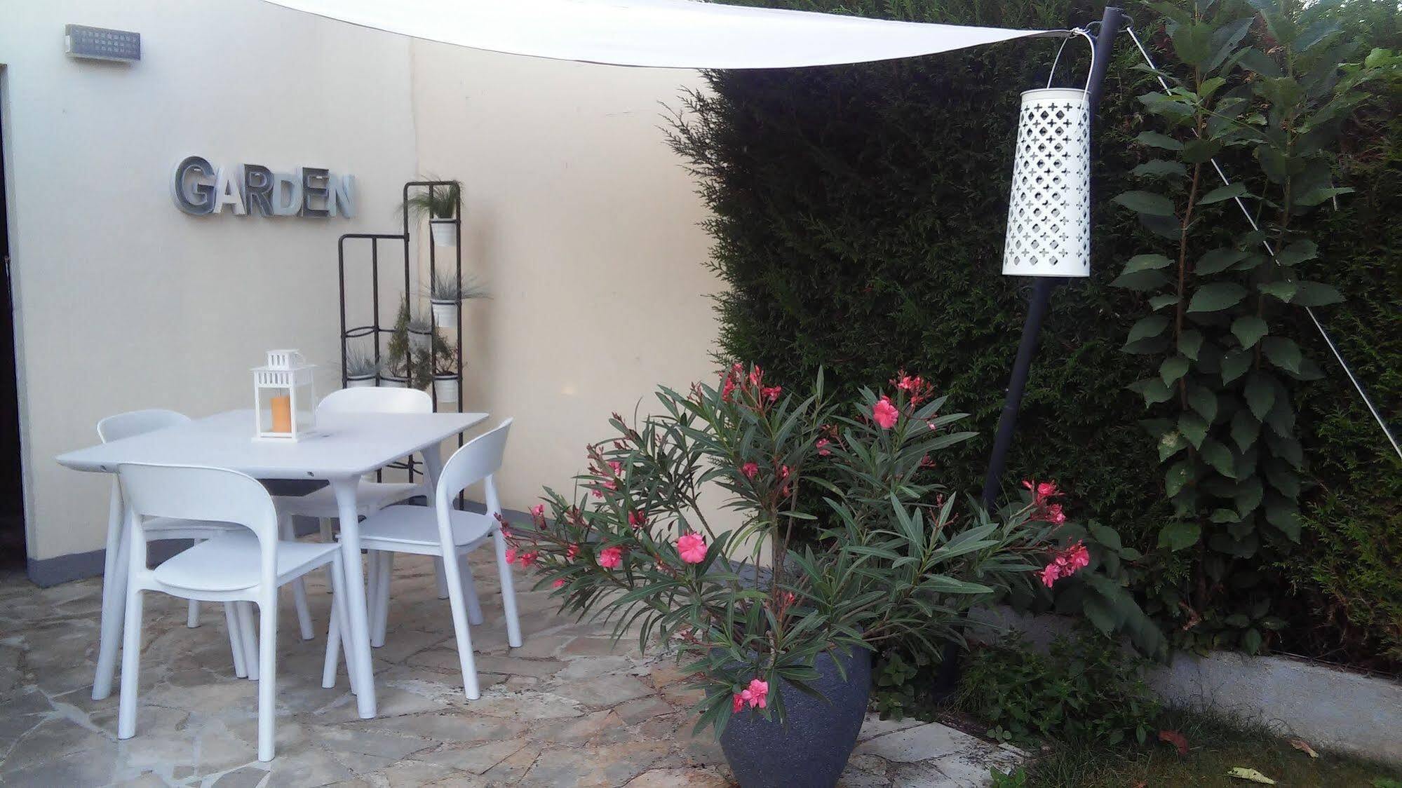 La Villa Pop Joue-les-Tours Εξωτερικό φωτογραφία
